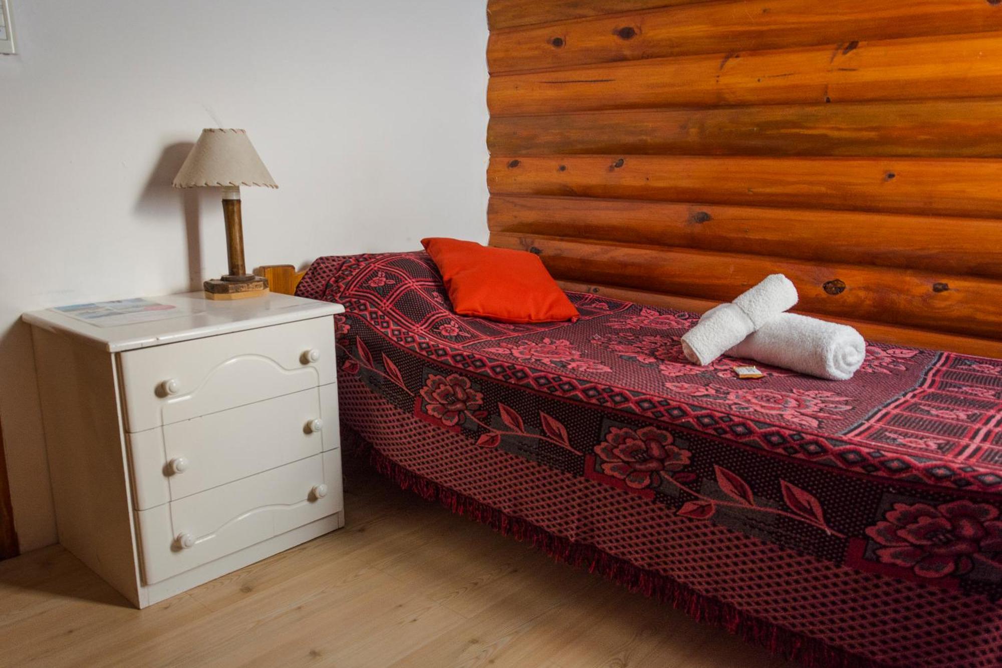 Hostel Buenos Aires El Calafate Rum bild